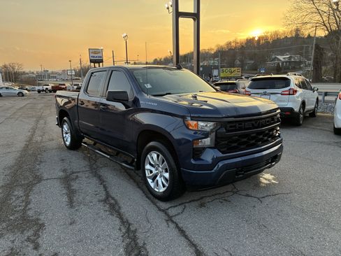 Used 2022 Chevrolet Silverado 1500 Custom image 25