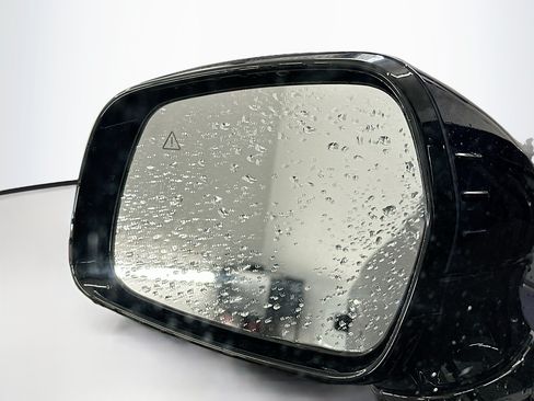 Used 2026 Kia Carnival FWD image 16