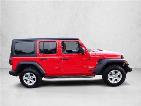 Used 2018 Jeep Wrangler Unlimited Sport S AWD/4WD image 5