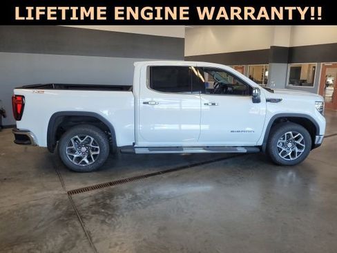 New 2026 GMC Sierra 1500 SLT w/ SLT Premium Package image 14