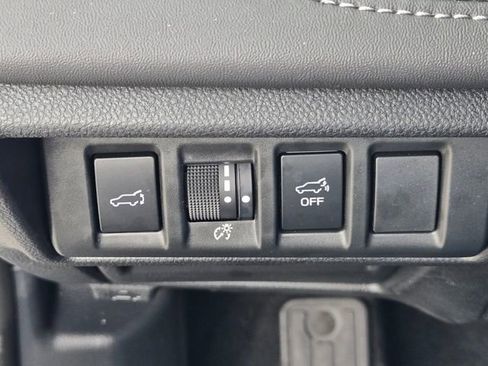 Certified 2025 Subaru Outback Limited AWD/4WD image 27