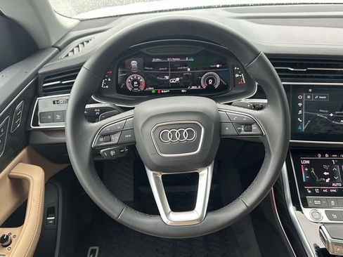 Used 2023 Audi Q8 Premium Plus image 18