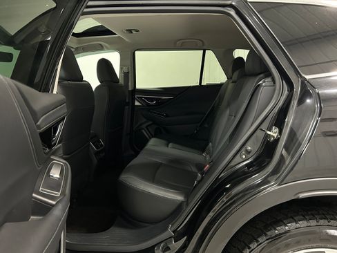 Used 2020 Subaru Outback Limited AWD/4WD image 29