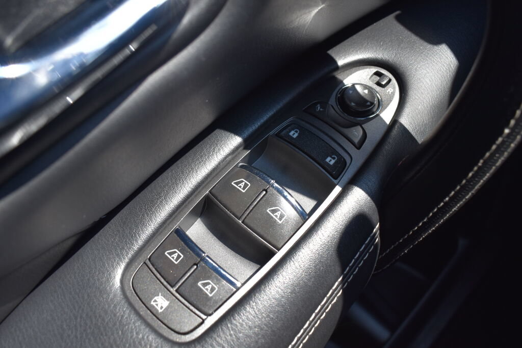 Used 2022 INFINITI QX80 Premium Select w/ Cargo Package AWD/4WD image 16