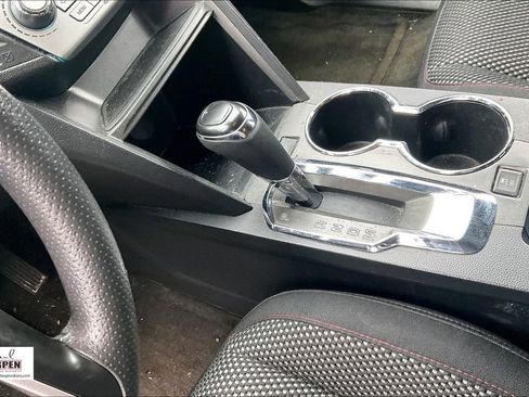 Used 2017 Chevrolet Equinox LT image 14