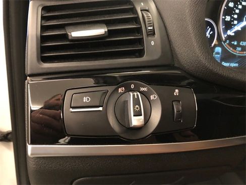 Used 2016 BMW X3 xDrive28d image 17