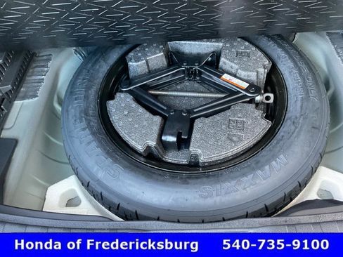 Used 2024 Toyota RAV4 XLE w/ Convenience Package image 14