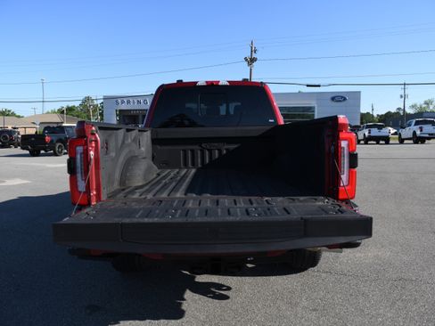 Used 2025 Ford F250 Platinum w/ Platinum Plus Package AWD/4WD image 12