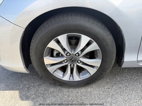 Used 2013 Honda Accord LX image 22