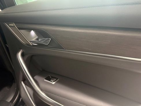 Used 2021 Jaguar F-PACE S image 7