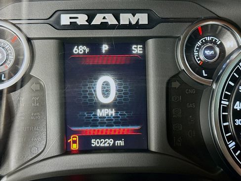 Used 2020 RAM 2500 Tradesman AWD/4WD image 18