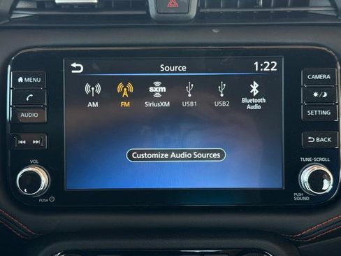 New 2025 Nissan Versa SR w/ Trunk Package FWD image 28