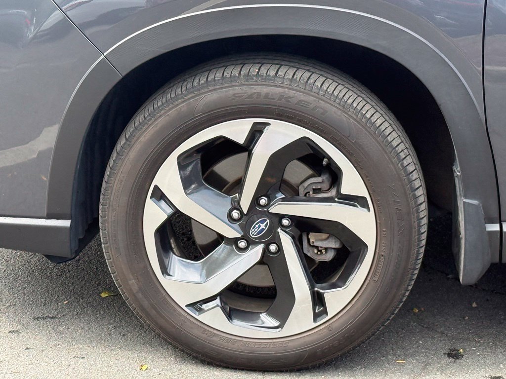 Used 2023 Subaru Forester Touring AWD/4WD image 12