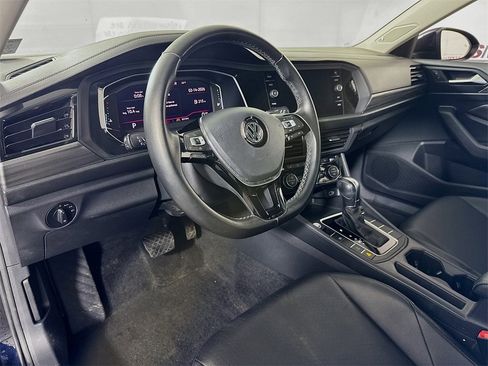 Used 2019 Volkswagen Jetta SEL image 9