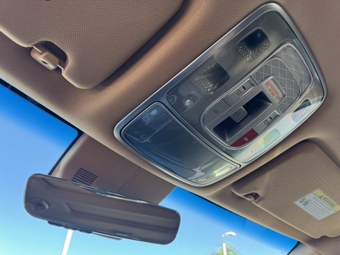 Used 2023 Genesis GV80 2.5T w/ Prestige 20" Package image 32