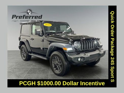 Used 2024 Jeep Wrangler Sport S image 1