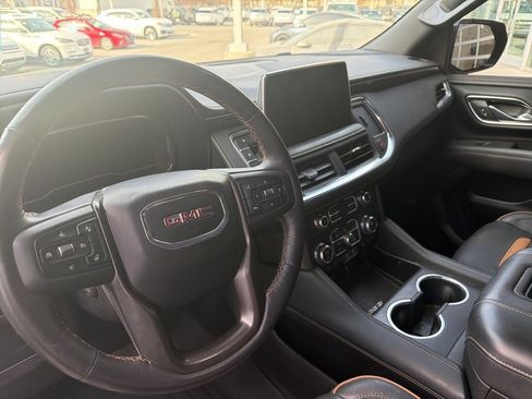 Used 2023 GMC Yukon XL AT4 image 15