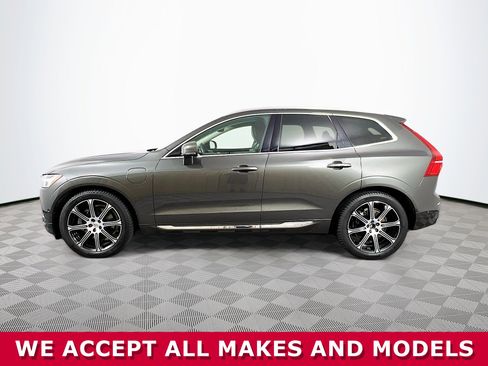 Used 2018 Volvo XC60 T8 Inscription w/ Advanced Package image 31