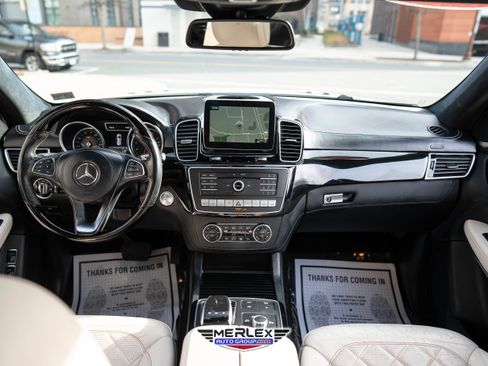 Used 2017 Mercedes-Benz GLS 550 4MATIC image 14