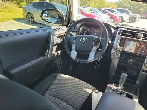 Used 2020 Toyota 4Runner SR5 image 22