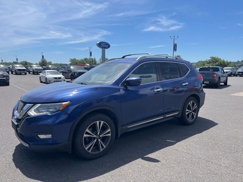 Used 2017 Nissan Rogue SL w/ SL Premium Package FWD image 35