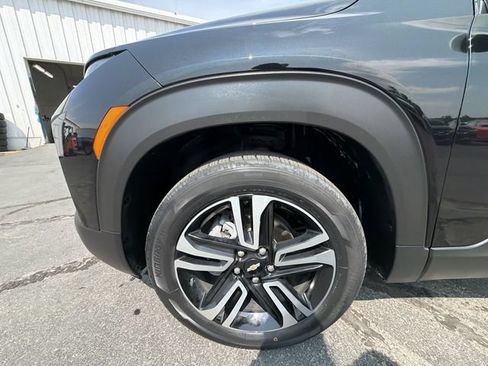 Certified 2023 Chevrolet TrailBlazer LT w/ Convenience Package AWD/4WD image 32