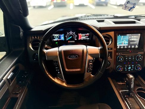 Used 2016 Ford Expedition Platinum AWD/4WD image 50