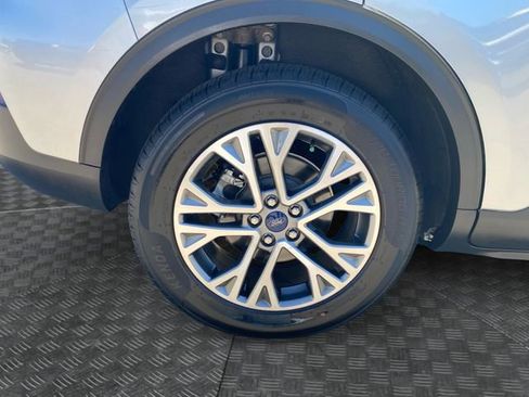 Used 2021 Ford Escape SEL w/ Technology Package FWD image 35