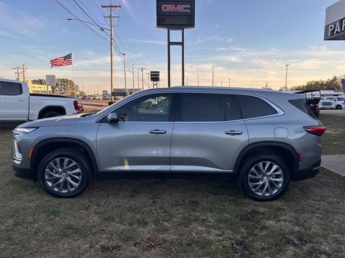 New 2025 Buick Enclave Preferred w/ Power Package image 7