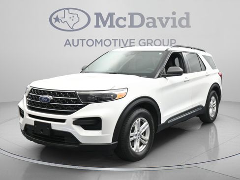 Used 2020 Ford Explorer XLT RWD image 4