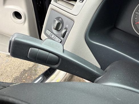 Used 2005 Volvo S40 2.4i image 26