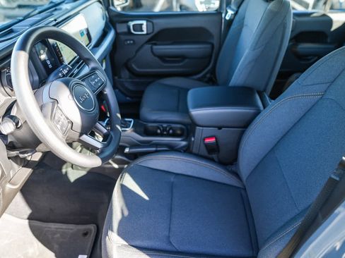 New 2026 Jeep Gladiator Sport image 19