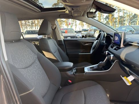 New 2025 Toyota RAV4 XLE w/ Convenience Package image 19