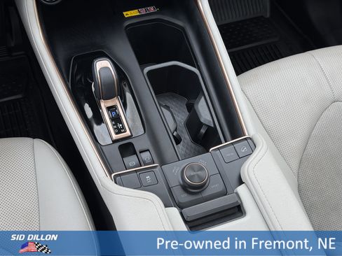 Used 2024 Toyota Grand Highlander AWD Hybrid image 12