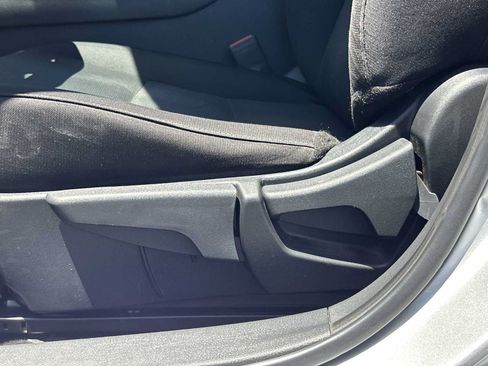 Used 2022 Nissan Sentra SV FWD image 14