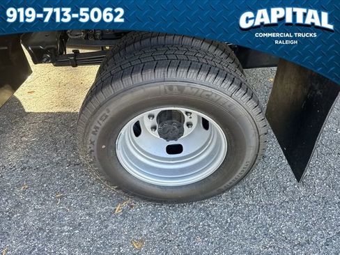 New 2025 Ford F350 XL w/ XL Chrome Package image 13