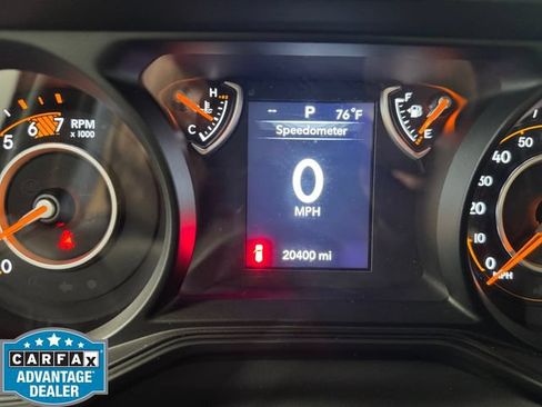 Used 2025 Jeep Wrangler Sport AWD/4WD image 2