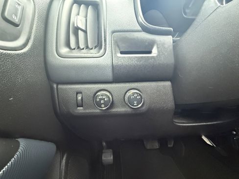 Used 2015 Chevrolet Colorado Z71 image 22