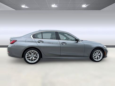 Used 2025 BMW 330i Sedan RWD image 7