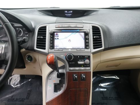Used 2009 Toyota Venza FWD image 21