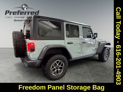 Used 2024 Jeep Wrangler Unlimited Rubicon w/ Safety Group image 17