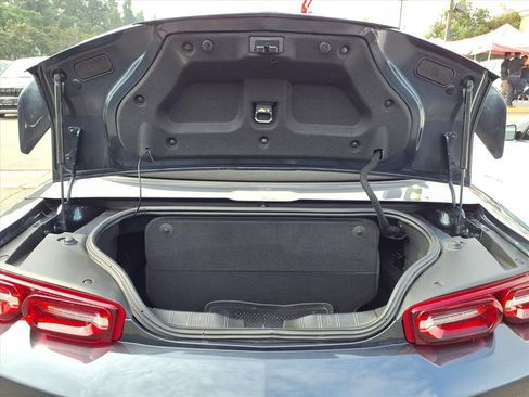 Used 2023 Chevrolet Camaro LT w/ Technology Package image 24