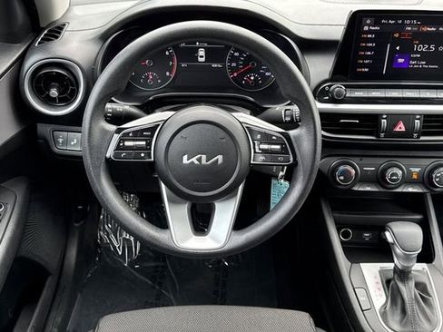 Used 2023 Kia Forte LXS w/ LXS Technology Package FWD image 16
