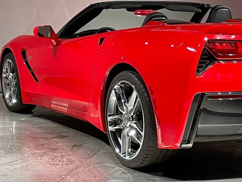 Used 2015 Chevrolet Corvette Stingray Convertible w/ 2LT Preferred Equipment Group RWD image 33
