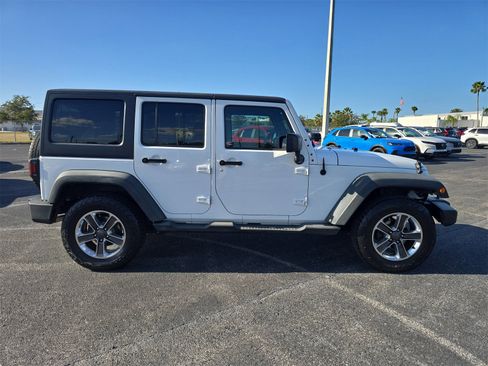 Used 2015 Jeep Wrangler Unlimited Sport w/ Quick Order Package 24S image 3