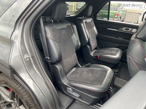 Used 2025 Ford Explorer ST w/ Sun And Sound Package AWD/4WD image 63