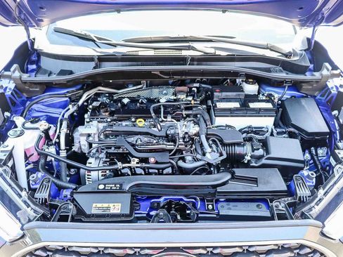 Certified 2025 Toyota Corolla Cross XLE FWD image 32