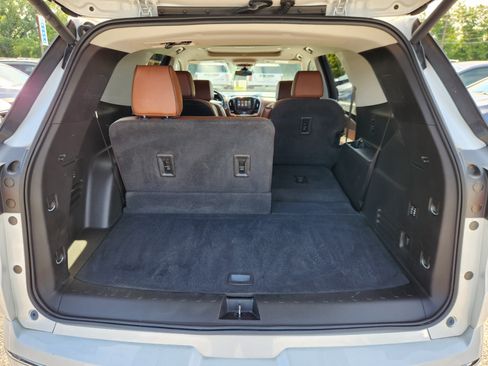 Used 2019 Chevrolet Traverse High Country AWD/4WD image 21