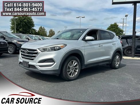 Used 2018 Hyundai Tucson SE AWD/4WD image 2