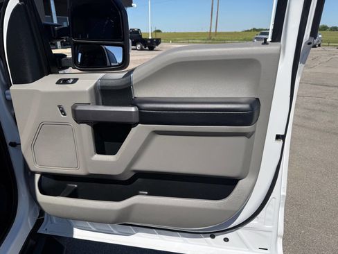 Used 2021 Ford F250 XLT w/ XLT Value Package AWD/4WD image 33